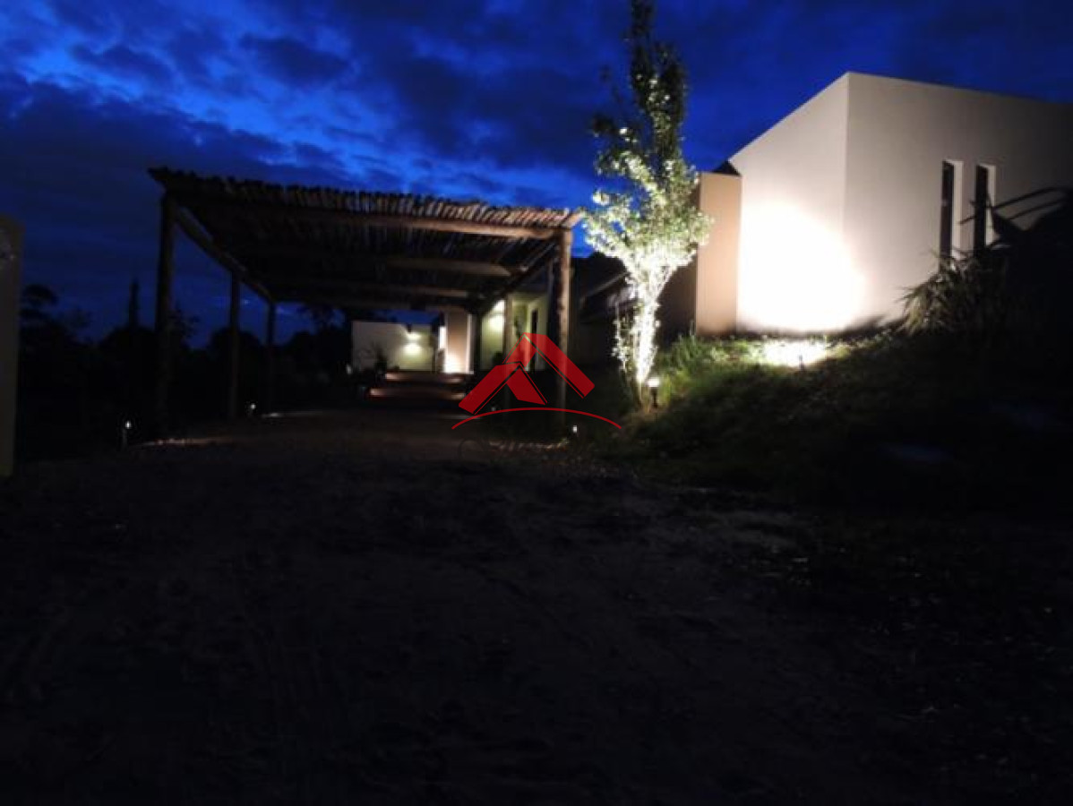 Casa ID.1094 - Montoya, La Barra.