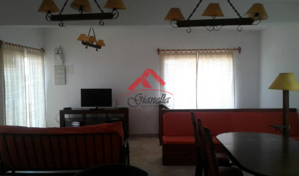 Casa ID.1124 - Balneario Buenos Aires.