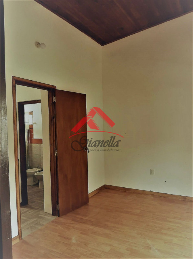 Casa ID.1997 - Casa en venta, San Carlos