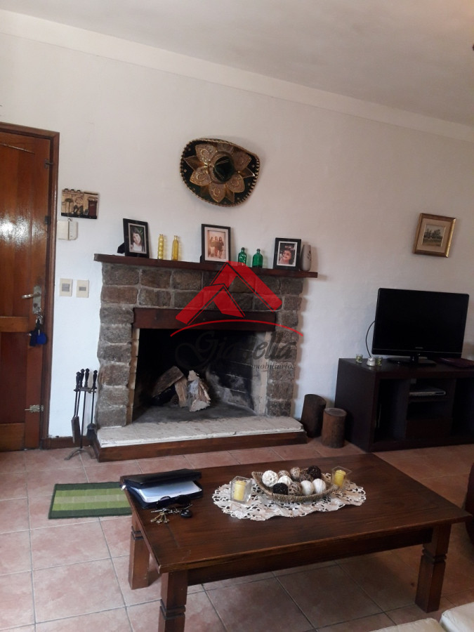 Casa ID.1589 - Casa apta para compra por BANCO 