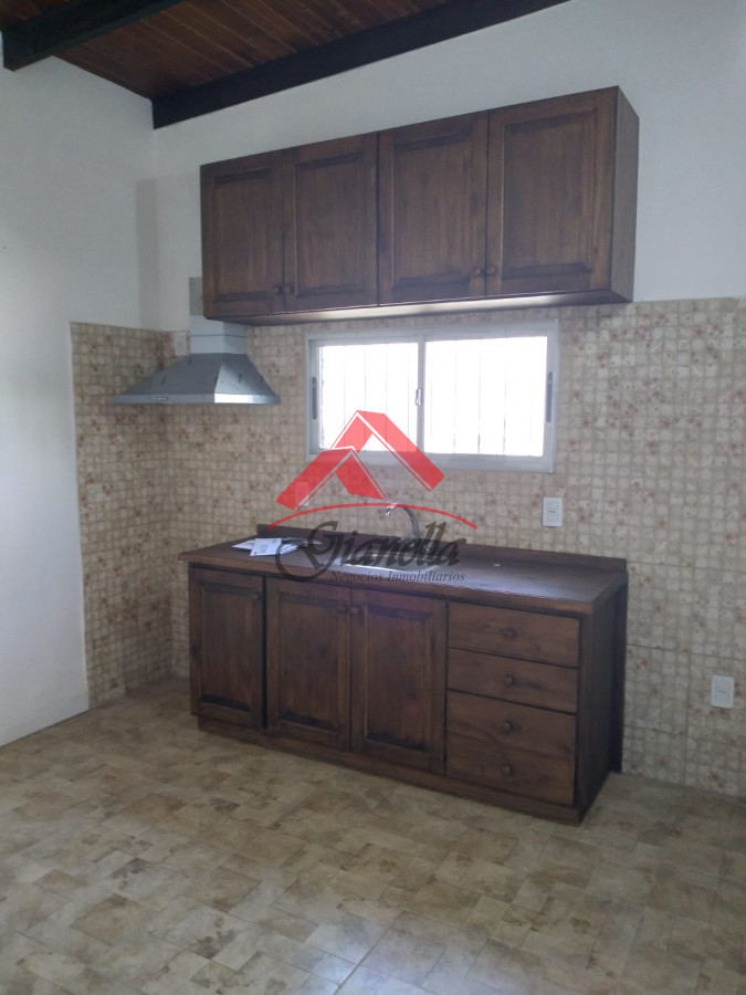 Casa ID.1999 - Casa en venta, San Carlos
