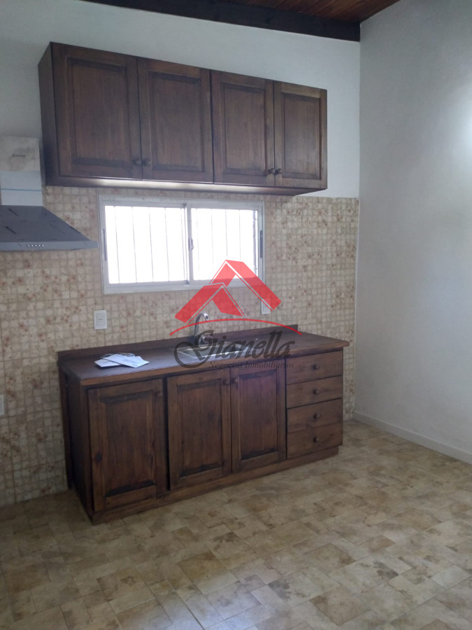 Casa ID.1999 - Casa en venta, San Carlos