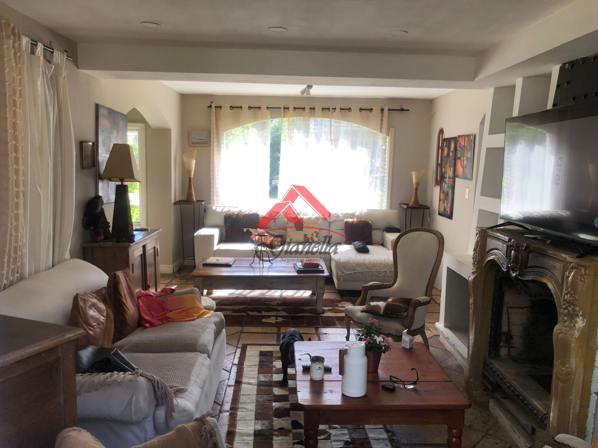 Casa ID.2047 - Casa en Pinares, Punta del Este