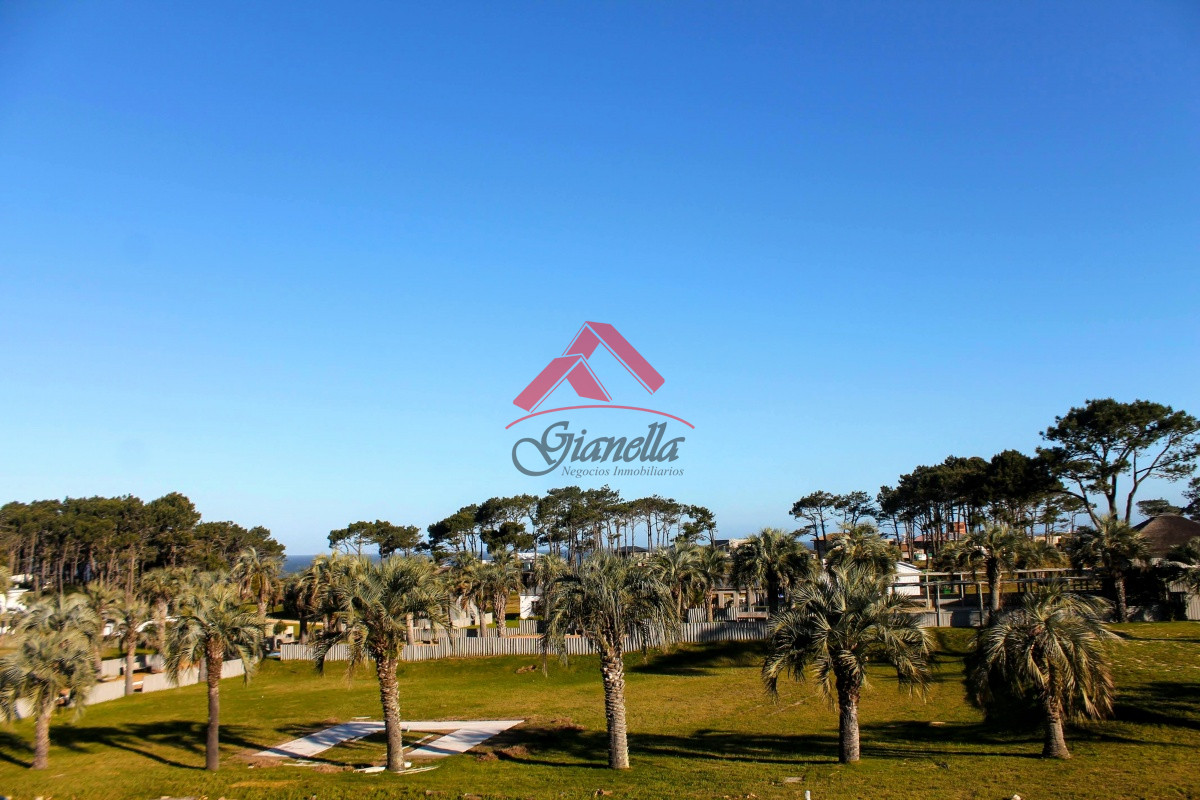 Casa ID.1476 - IMPERDIBLE. En barrio privado. José Ignacio. 