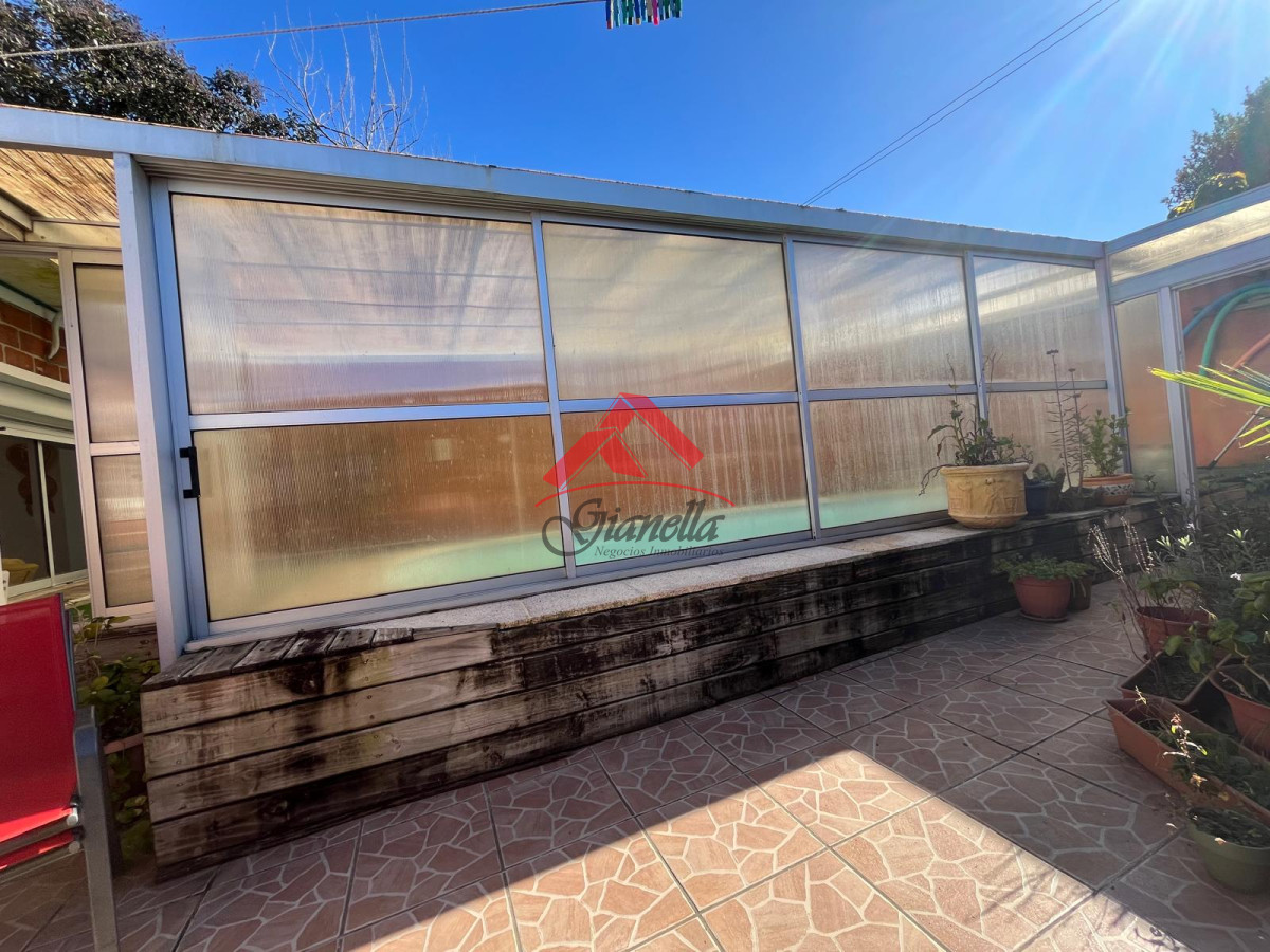 Casa ID.1993 - Casa en venta, San Carlos.