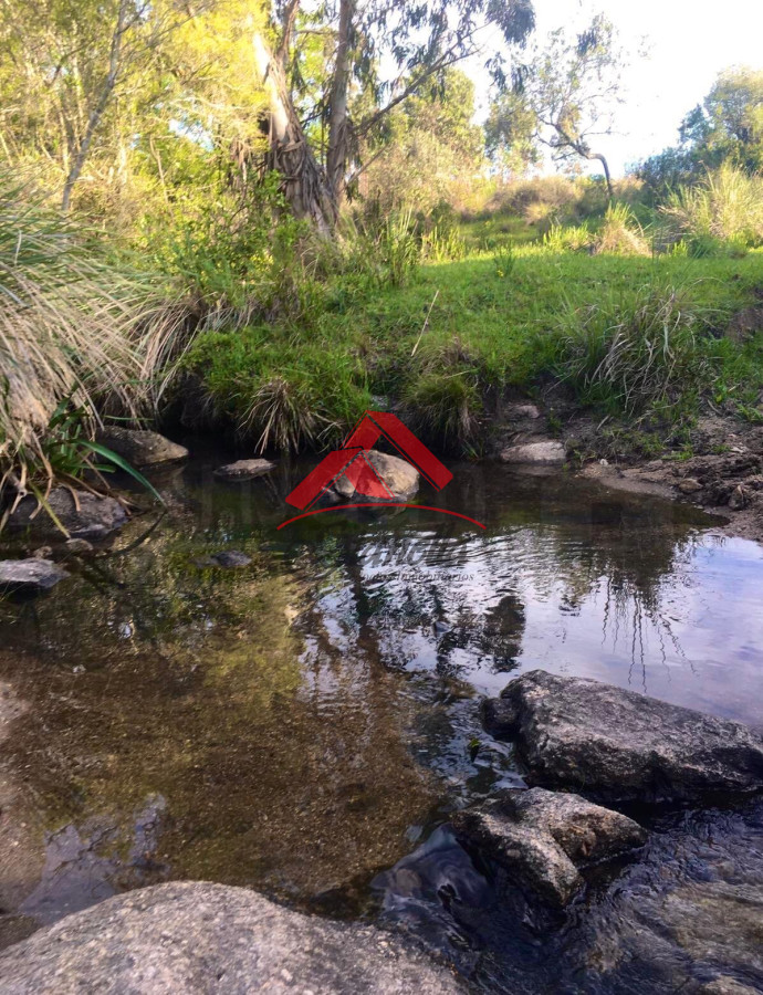 Chacra ID.1988 - Chacra con costa en arroyo, Garzón.