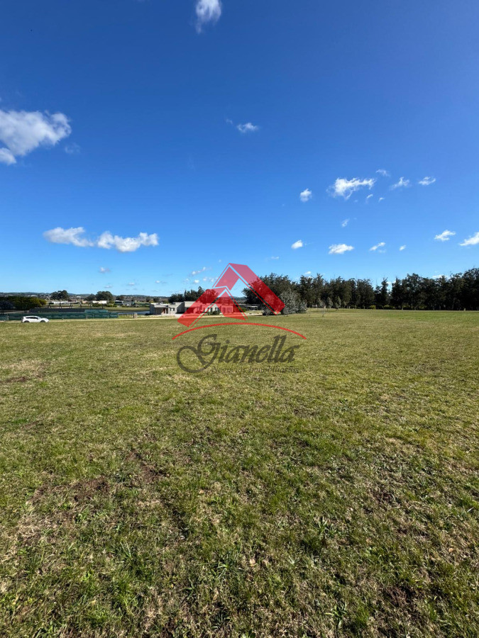 Terreno ID.2143 - Lote en venta en El Quijote