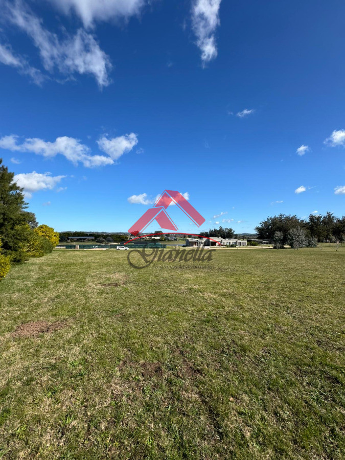 Terreno ID.2143 - Lote en venta en El Quijote