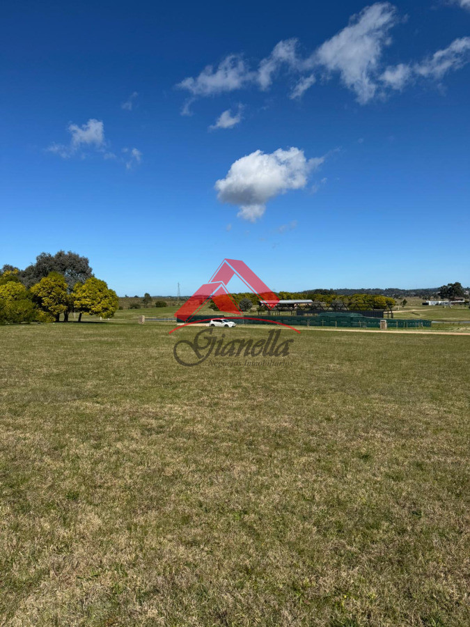 Terreno ID.2143 - Lote en venta en El Quijote