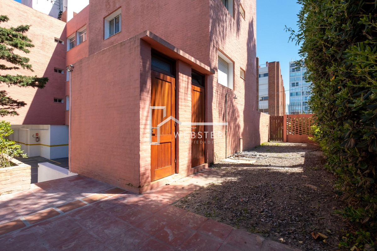 Apartamento ID.1614 - ALQUILA APARTAMENTO 3 DORMITORIOSPUNTA DEL ESTE MANSA 