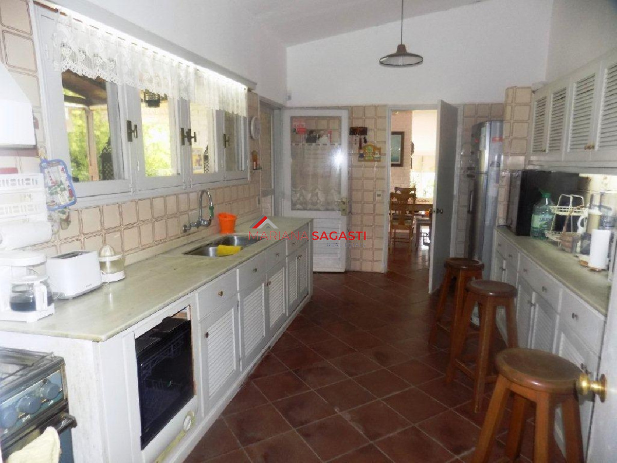 Casa ID.3866 - CHALET CUATRO DORMITORIOS!!