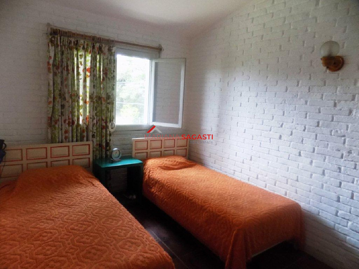 Casa ID.3866 - CHALET CUATRO DORMITORIOS!!