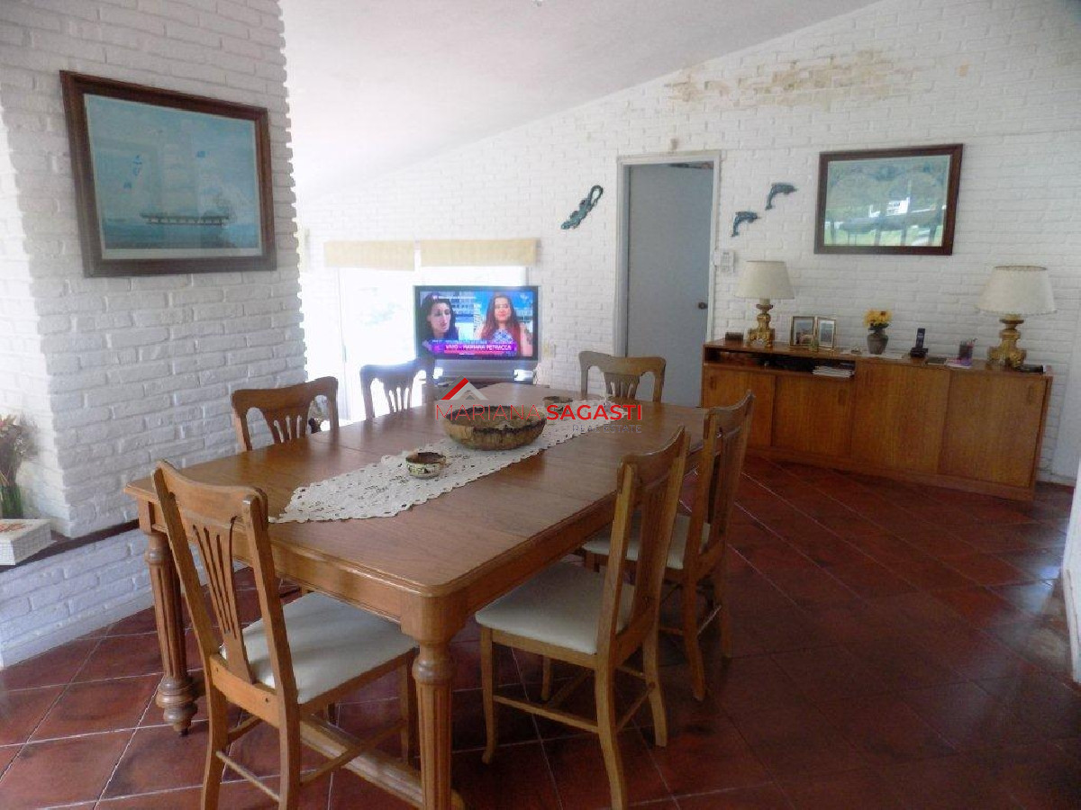 Casa ID.3866 - CHALET CUATRO DORMITORIOS!!