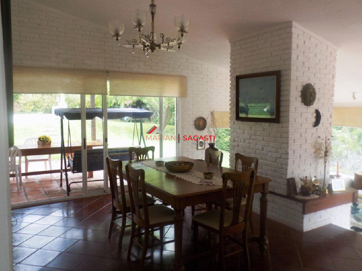 Casa ID.3866 - CHALET CUATRO DORMITORIOS!!