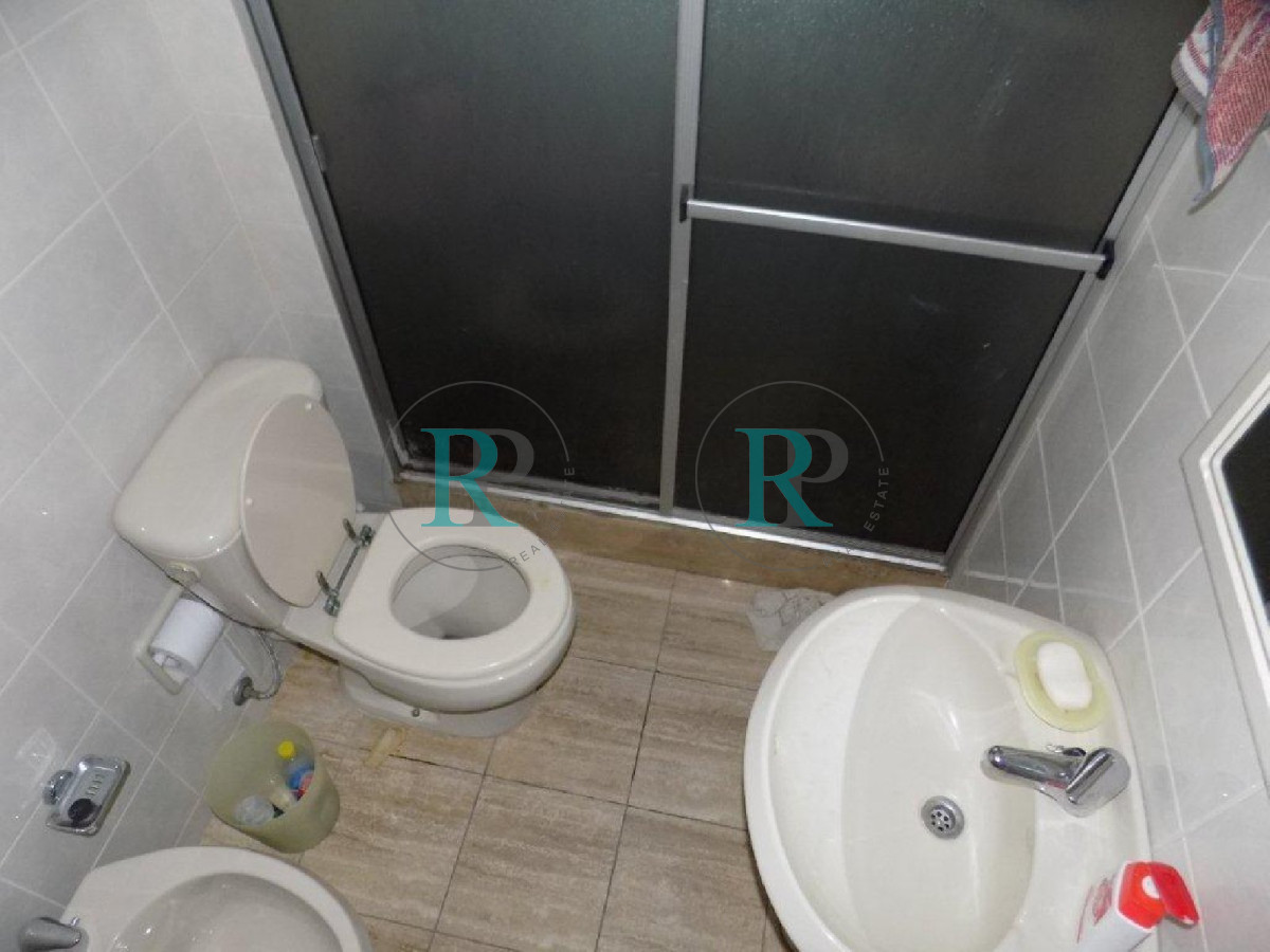 Apartamento ID.2710 - EDIFICIO 12 LUNAS VENTA DE APARTAMENTO 2 DORMITORIOS , 1 BAÑO !!!