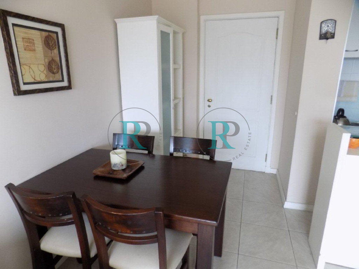 Apartamento ID.2710 - EDIFICIO 12 LUNAS VENTA DE APARTAMENTO 2 DORMITORIOS , 1 BAÑO !!!