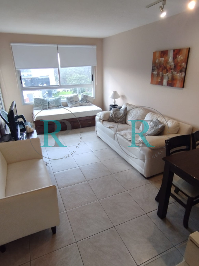Apartamento ID.2710 - EDIFICIO 12 LUNAS VENTA DE APARTAMENTO 2 DORMITORIOS , 1 BAÑO !!!