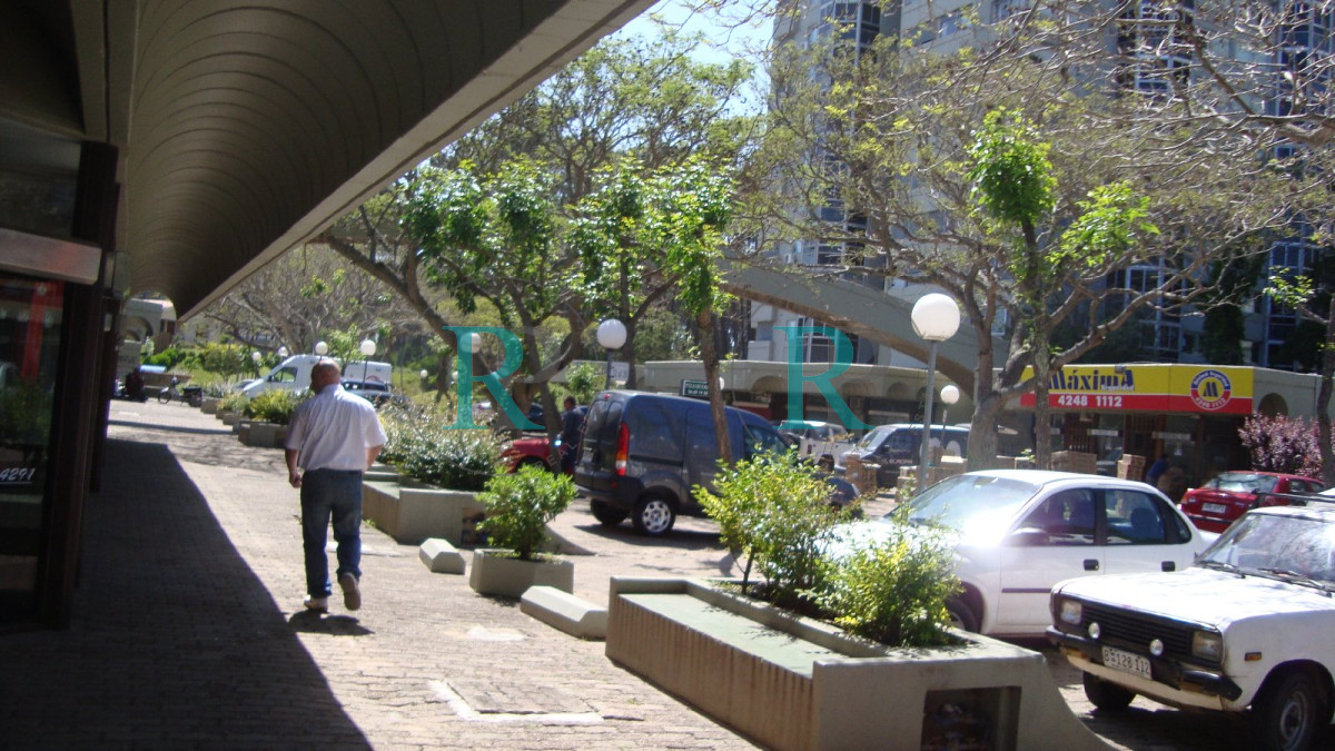 Local Comercial ID.122 - VENTA Y ALQUILER LOCAL COMERCIAL