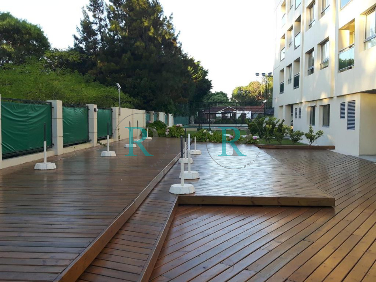 Apartamento ID.2710 - EDIFICIO 12 LUNAS VENTA DE APARTAMENTO 2 DORMITORIOS , 1 BAÑO !!!