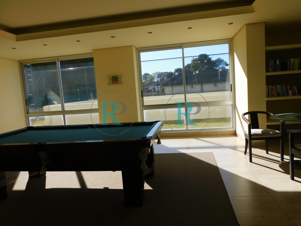 Apartamento ID.2710 - EDIFICIO 12 LUNAS VENTA DE APARTAMENTO 2 DORMITORIOS , 1 BAÑO !!!