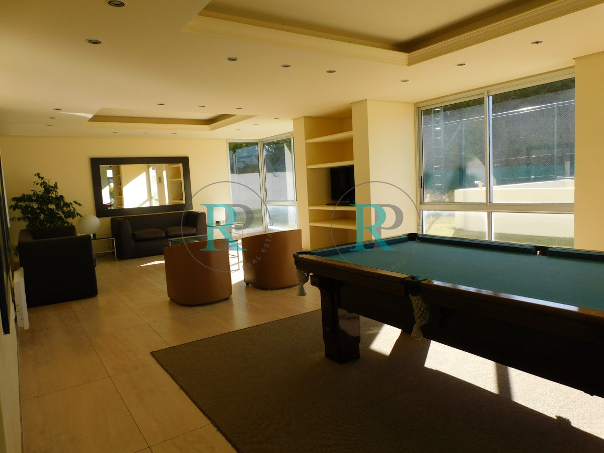 Apartamento ID.2710 - EDIFICIO 12 LUNAS VENTA DE APARTAMENTO 2 DORMITORIOS , 1 BAÑO !!!