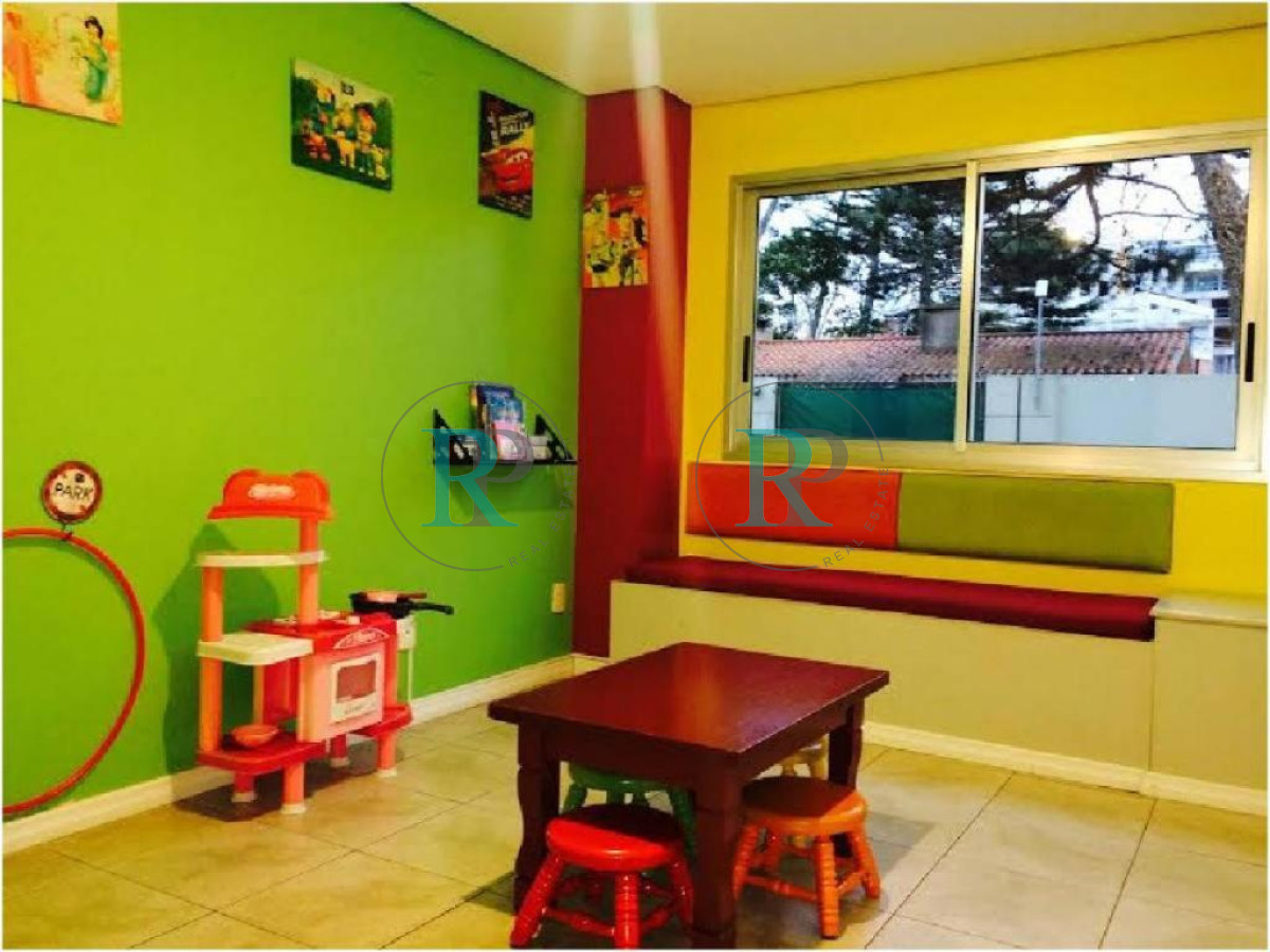 Apartamento ID.2710 - EDIFICIO 12 LUNAS VENTA DE APARTAMENTO 2 DORMITORIOS , 1 BAÑO !!!