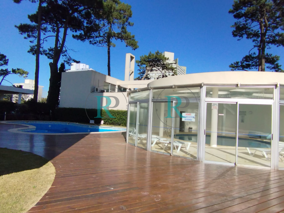 Apartamento ID.2710 - EDIFICIO 12 LUNAS VENTA DE APARTAMENTO 2 DORMITORIOS , 1 BAÑO !!!