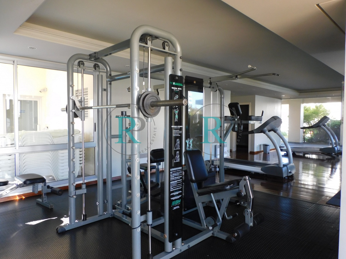 Apartamento ID.2710 - EDIFICIO 12 LUNAS VENTA DE APARTAMENTO 2 DORMITORIOS , 1 BAÑO !!!