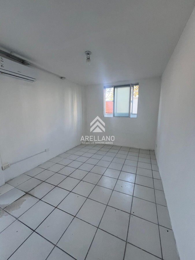 Local Comercial ID.5479 - ALQUILER ANUAL LOCAL ROOSEVELT 