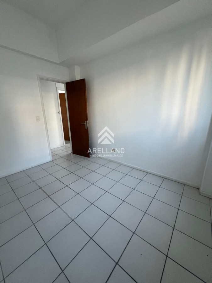 Local Comercial ID.5479 - ALQUILER ANUAL LOCAL ROOSEVELT 