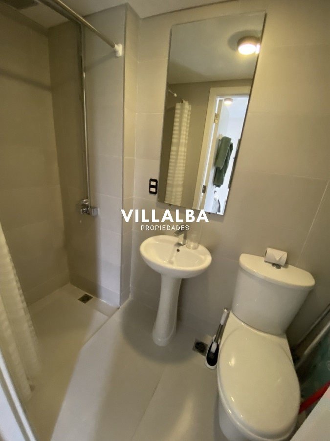 Apartamento ID.2389 - APARTAMENTO EN PRIMERA FILA PLAYA MANSA -PUNTA DEL ESTE 