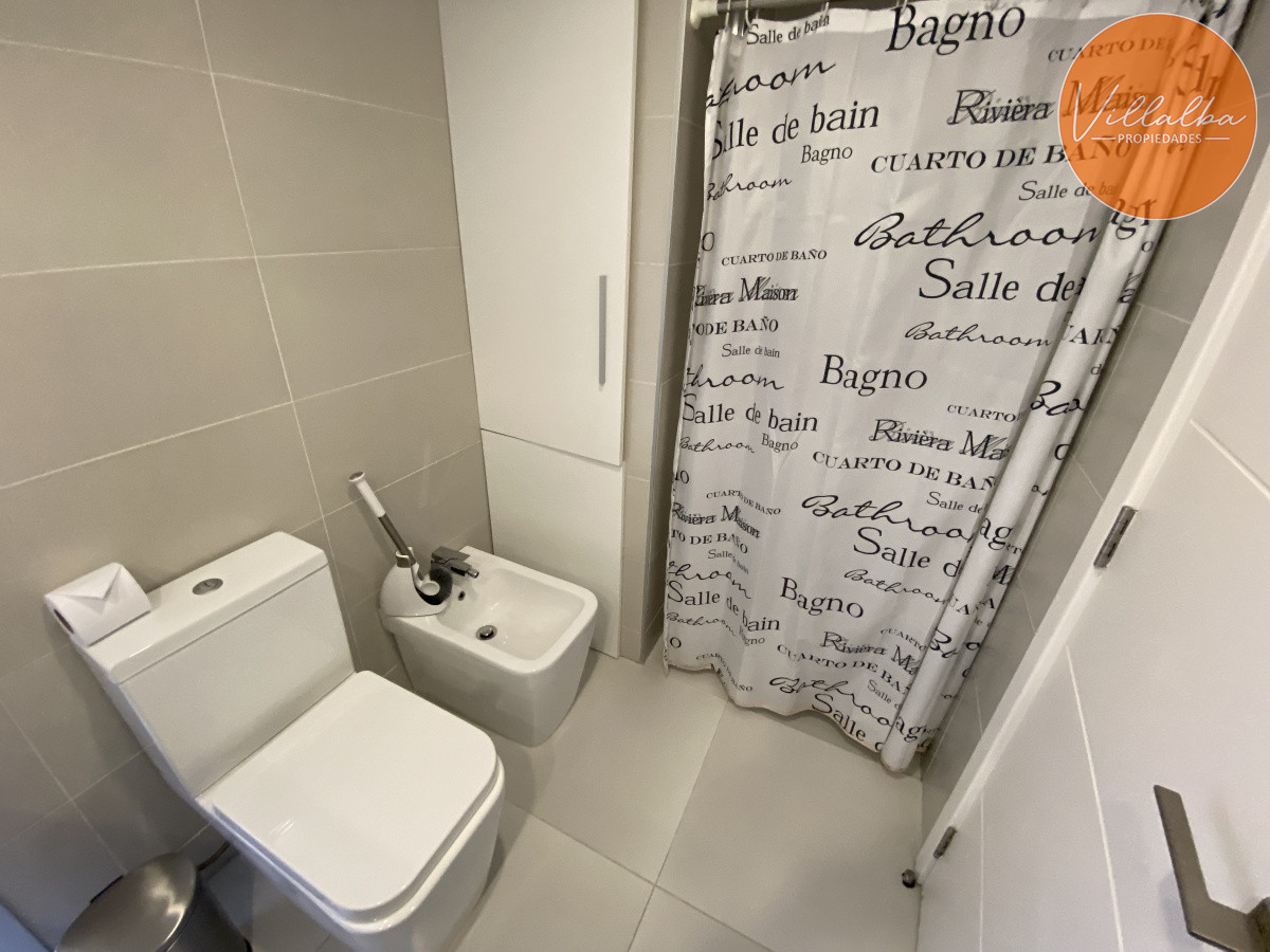 Apartamento ID.2389 - APARTAMENTO EN PRIMERA FILA PLAYA MANSA -PUNTA DEL ESTE 