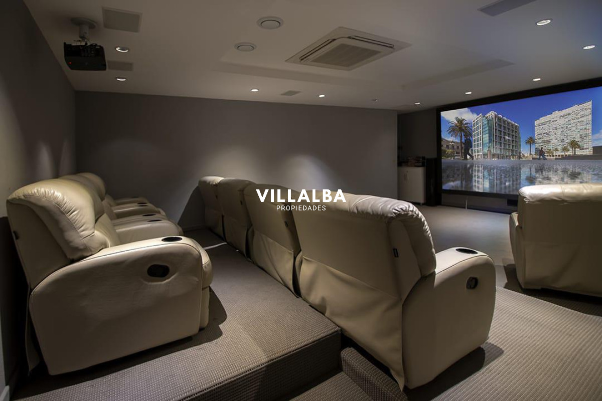 Apartamento ID.2389 - APARTAMENTO EN PRIMERA FILA PLAYA MANSA -PUNTA DEL ESTE 