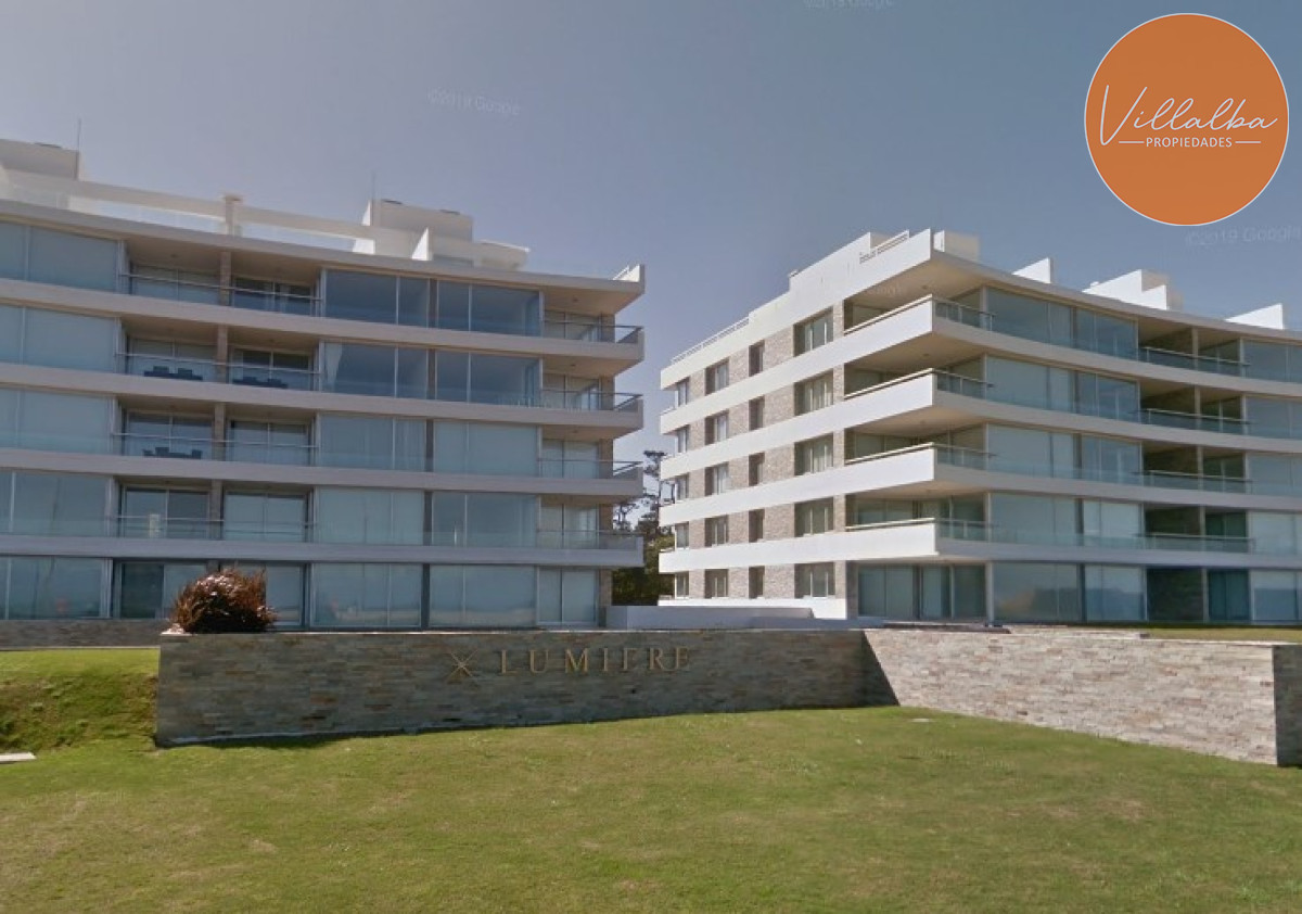Apartamento ID.2389 - APARTAMENTO EN PRIMERA FILA PLAYA MANSA -PUNTA DEL ESTE 