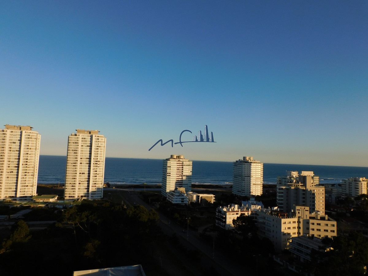 Apartamento ID.589 - TORRE ONE ALQUILA APARTAMENTOS -PUNTA DEL ESTE 