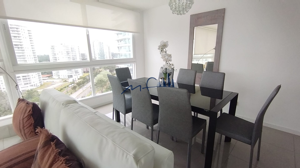 Apartamento ID.589 - TORRE ONE ALQUILA APARTAMENTOS -PUNTA DEL ESTE 