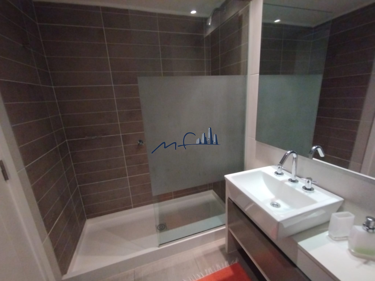 Apartamento ID.591 - APARTAMENTO CON EXCELENTE VISTA AL MAR !!! PUNTA DEL ESTE 