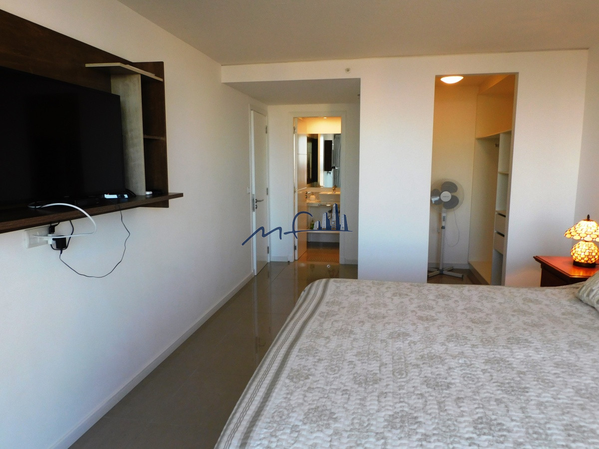 Apartamento ID.589 - TORRE ONE ALQUILA APARTAMENTOS -PUNTA DEL ESTE 