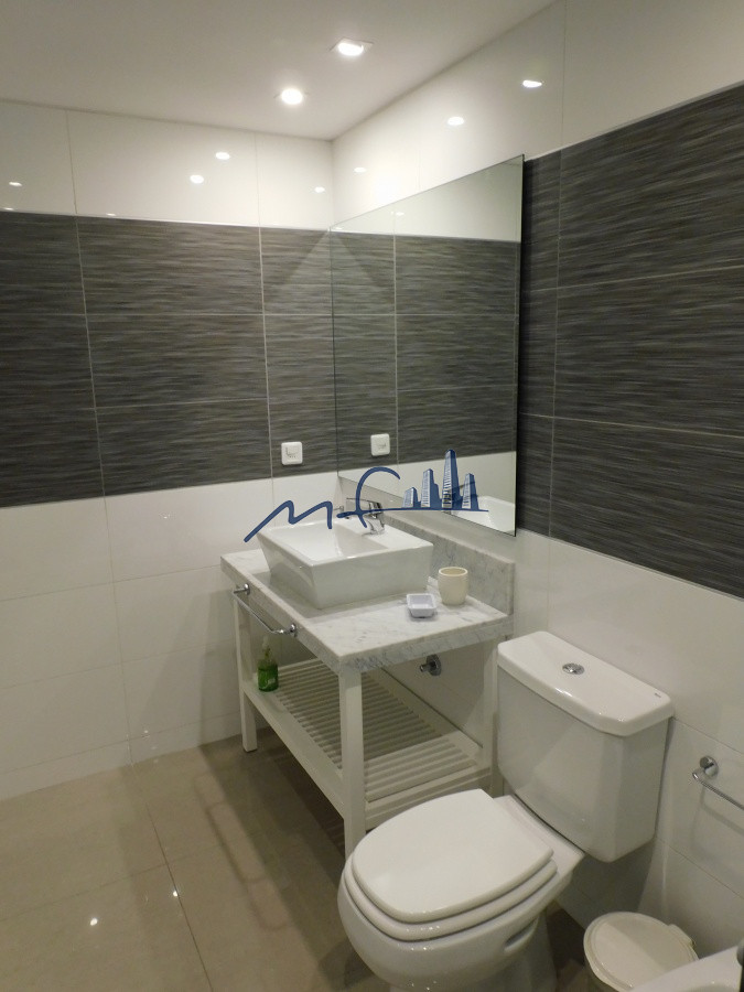 Apartamento ID.589 - TORRE ONE ALQUILA APARTAMENTOS -PUNTA DEL ESTE 