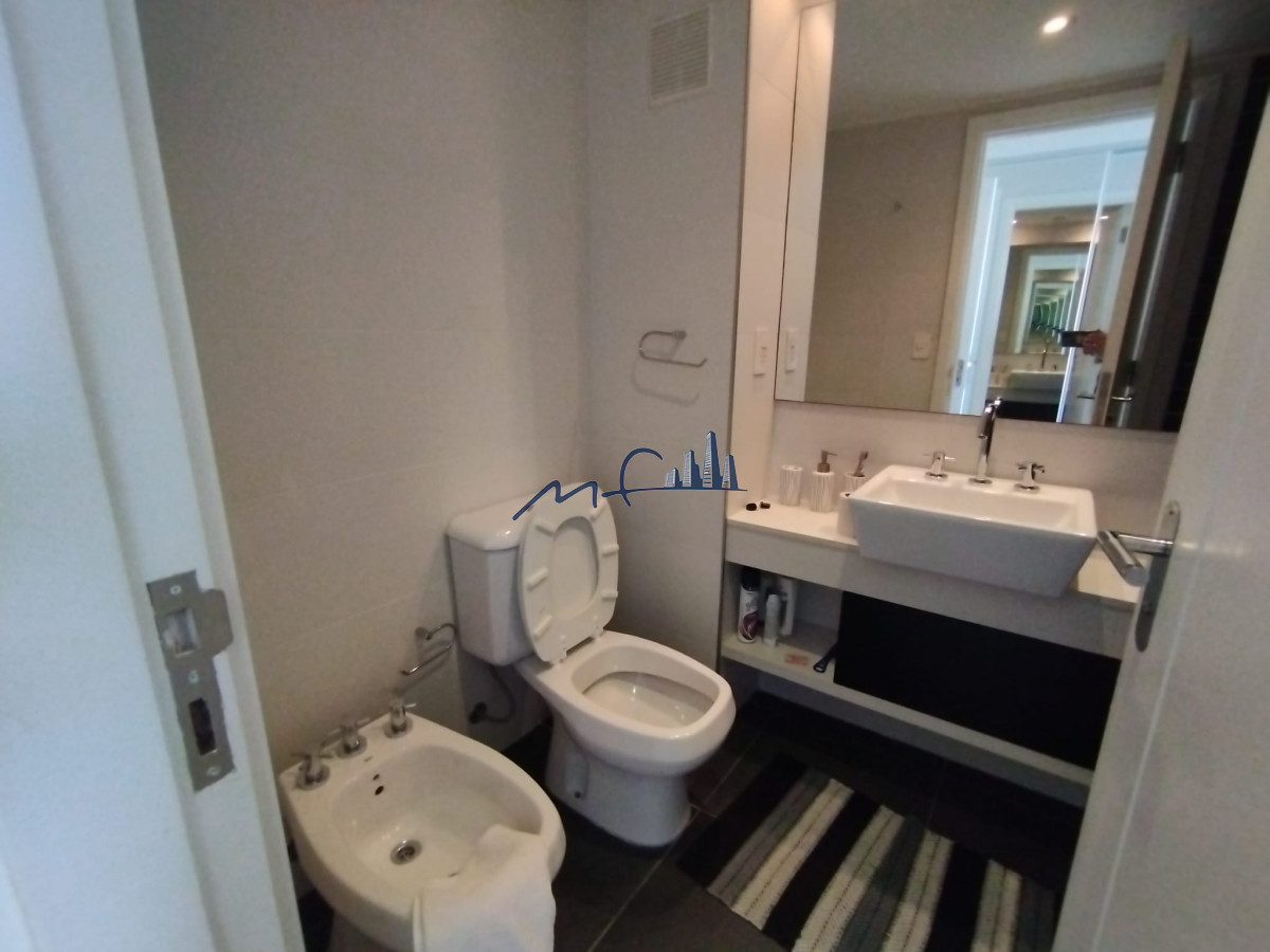Apartamento ID.591 - APARTAMENTO CON EXCELENTE VISTA AL MAR !!! PUNTA DEL ESTE 