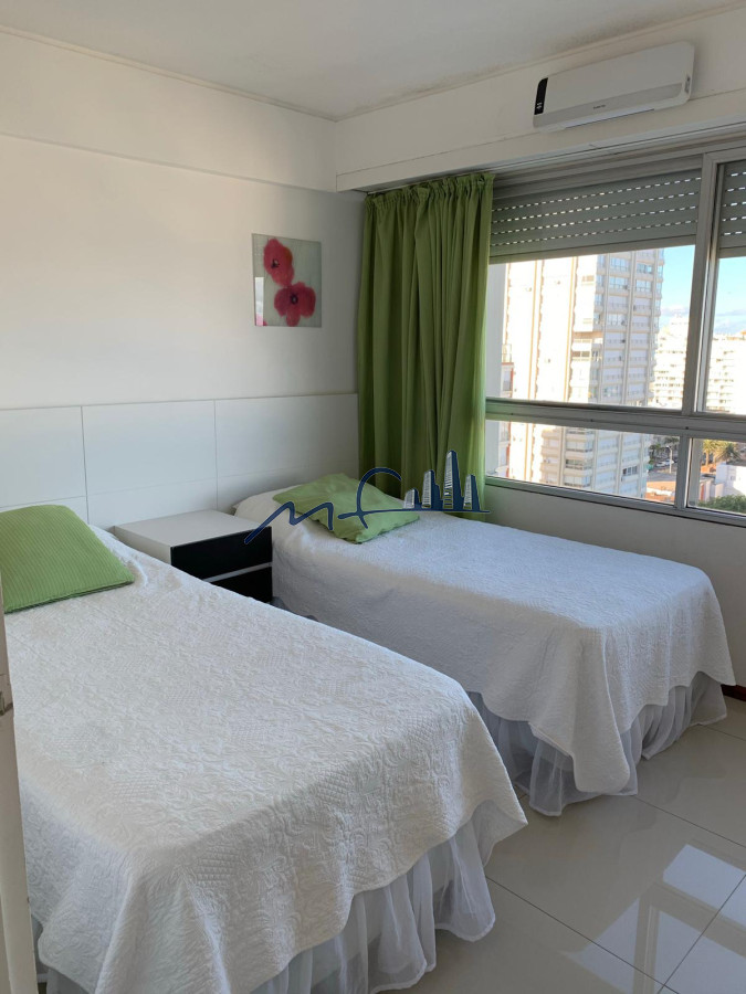 Apartamento ID.593 - PENINSULA - PUNTA DEL ESTE 
