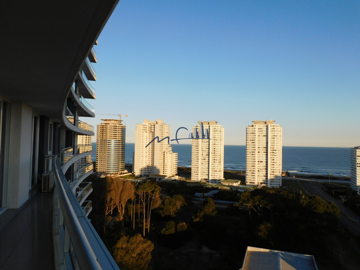 Apartamento ID.589 - TORRE ONE ALQUILA APARTAMENTOS -PUNTA DEL ESTE 