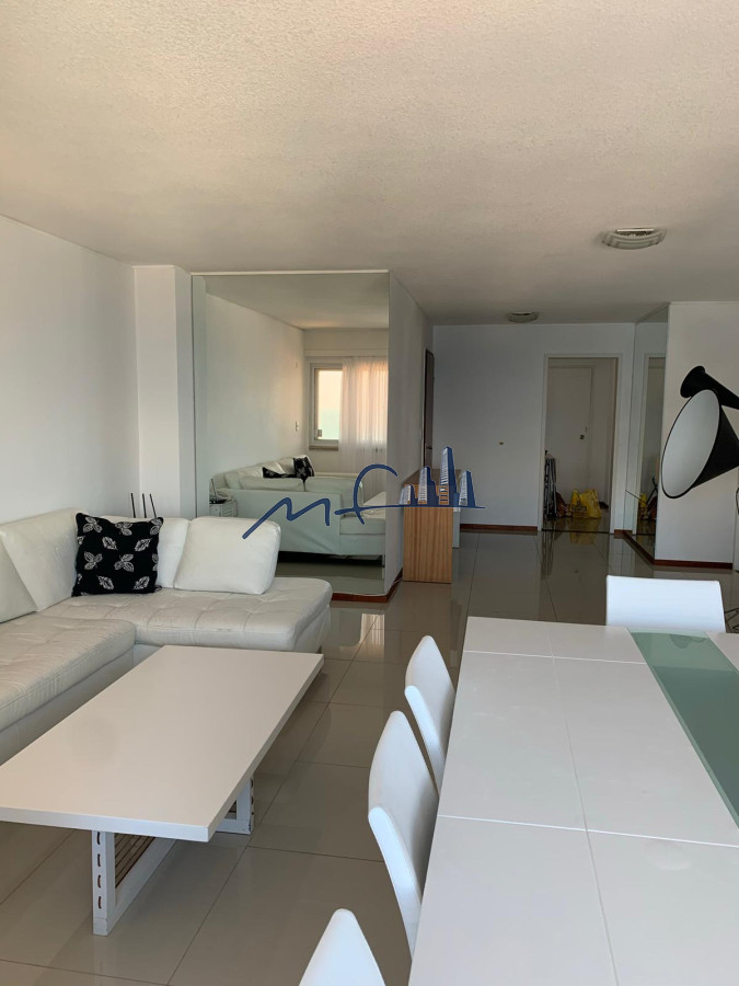 Apartamento ID.593 - PENINSULA - PUNTA DEL ESTE 