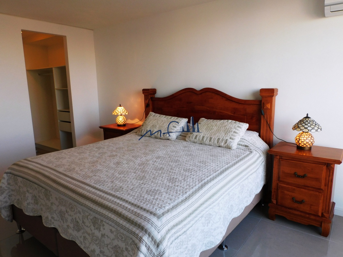 Apartamento ID.589 - TORRE ONE ALQUILA APARTAMENTOS -PUNTA DEL ESTE 