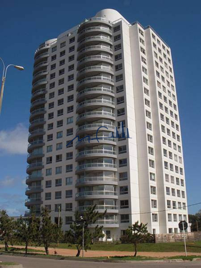 Apartamento ID.591 - APARTAMENTO CON EXCELENTE VISTA AL MAR !!! PUNTA DEL ESTE 