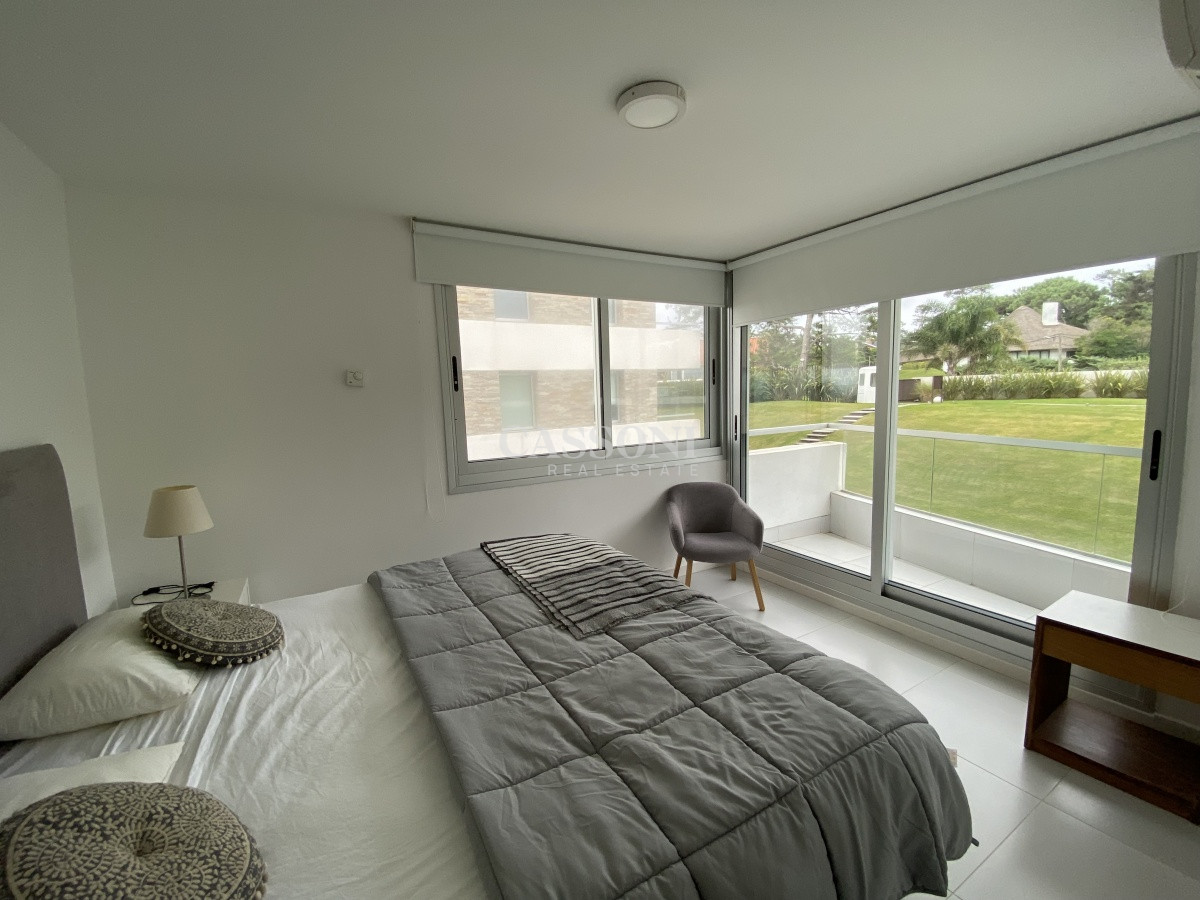 Apartamento ID.1602 - APARTAMENTO EN PRIMERA FILA PLAYA MANSA -PUNTA DEL ESTE 
