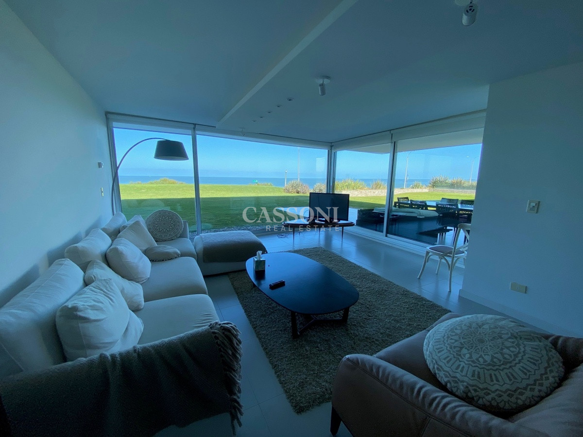 Apartamento ID.1602 - APARTAMENTO EN PRIMERA FILA PLAYA MANSA -PUNTA DEL ESTE 