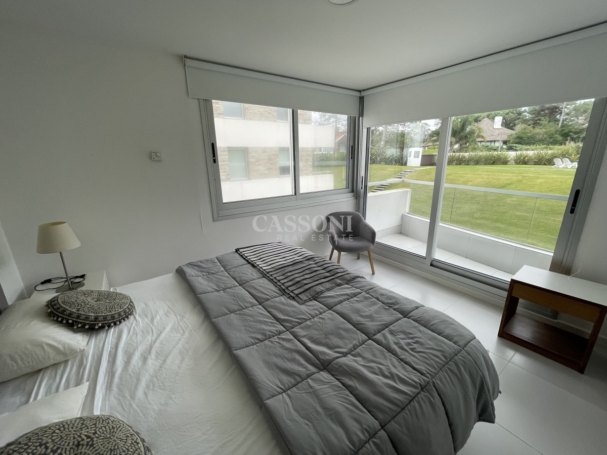 Apartamento ID.1602 - APARTAMENTO EN PRIMERA FILA PLAYA MANSA -PUNTA DEL ESTE 