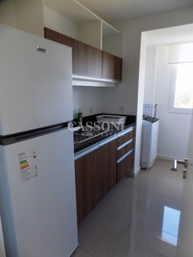 Apartamento ID.3763 - VENTA Y ALQUILER!! AMPLIO APARTAMENTO UN DORMITORIO !!