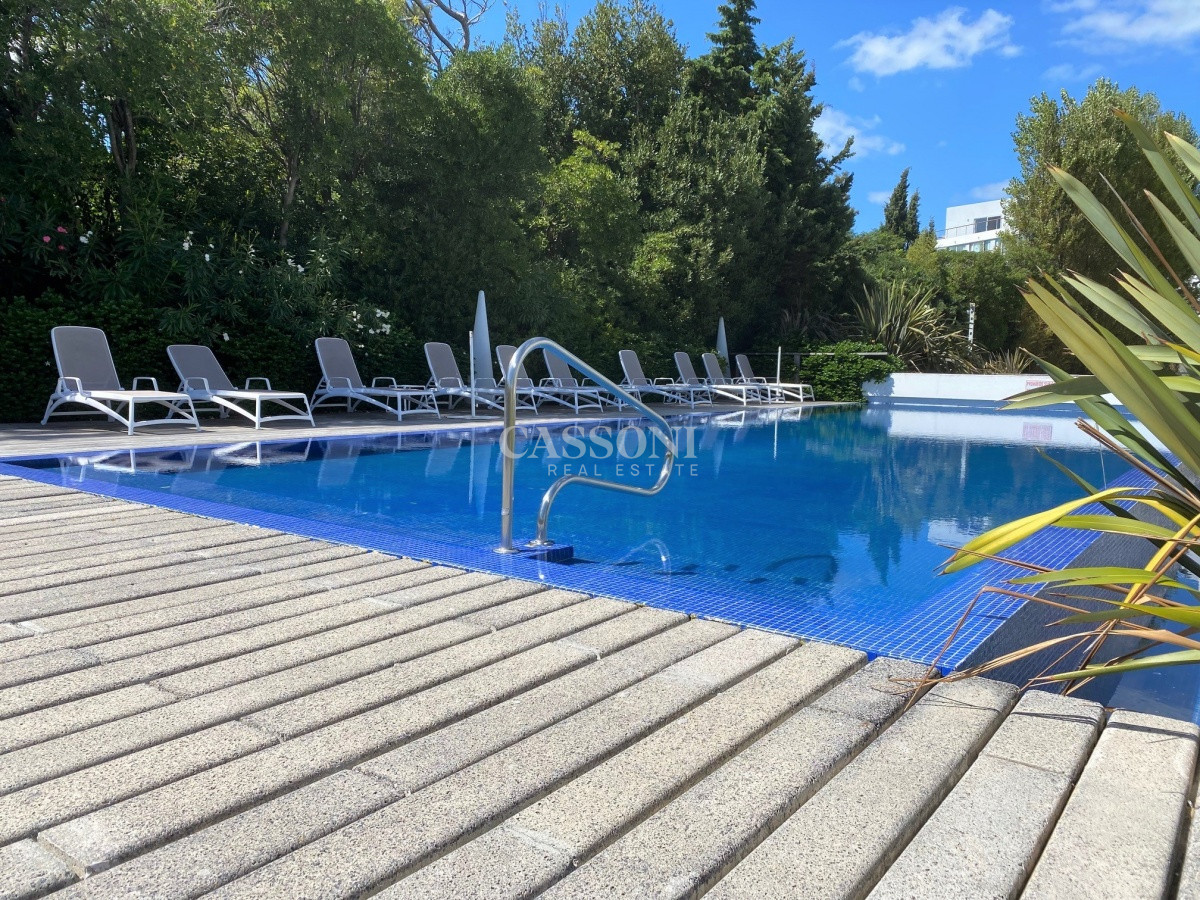 Apartamento ID.1602 - APARTAMENTO EN PRIMERA FILA PLAYA MANSA -PUNTA DEL ESTE 